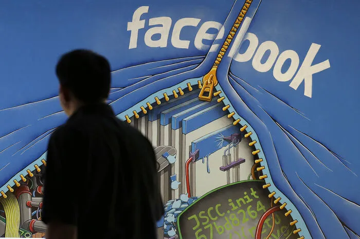 Facebook hat im Oktober 2007 über 50 Millionen Nutzer. Microsoft zahlt 240 Millionen Dollar für einen Anteil von 1,6 Prozent - die Bewertung erreicht damit 15 Milliarden Dollar.
