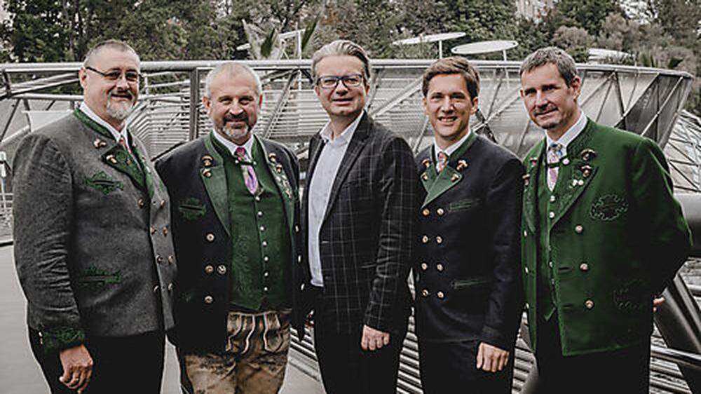 Klaus Neuper, Franz Frosch,  Franz Steinegger und Gerald Loitzl mit Kulturlandesrat Christopher Drexler 