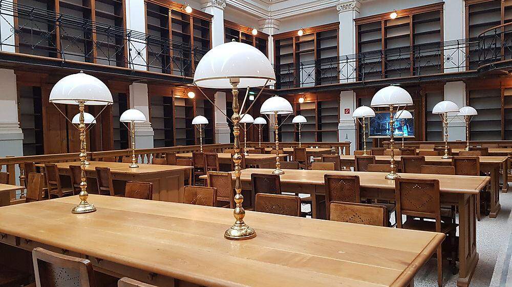In den Bibliotheken der Uni Graz muss ein Sitzplatz gebucht werden.