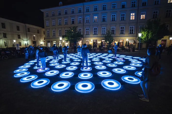 Für ein einzigartiges Gesamtwerk aus Licht und Farbe muss aber im Kollektiv gearbeitet werden...