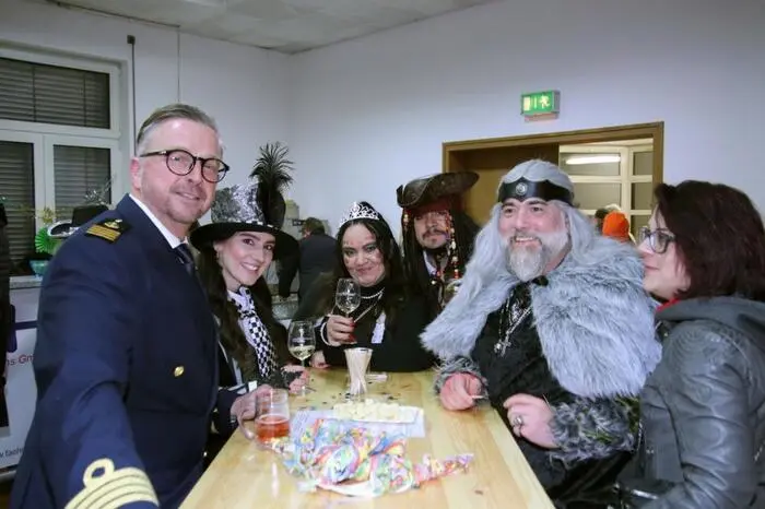 Unter den Gästen war auch Bürgermeister Helmut Linhart.