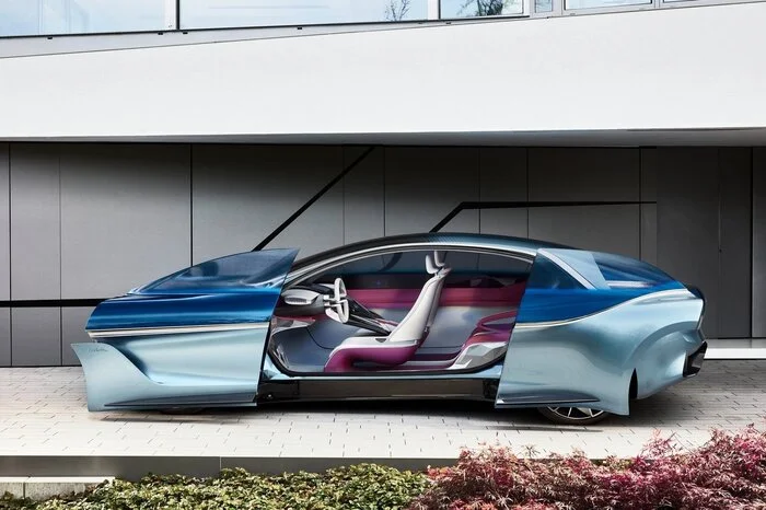 Waren es bisher nur SUV, die die Firma in Form von Studien und serienreifen zeigte, haben sie sich auf der IAA alter Werte besonnen und ein Sportcoupé namens Isabella enthüllt und damit den bekanntesten Namen ihrer Geschichte wiederbelebt.