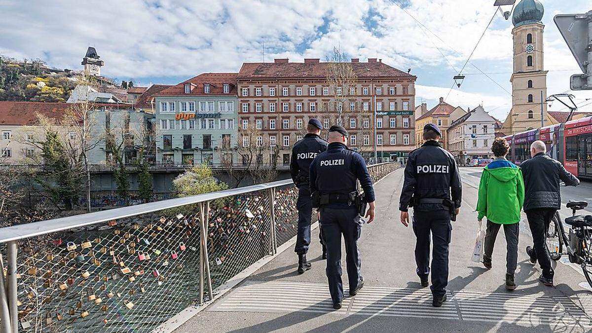 Polizei im Grazer Stadtgebiet 