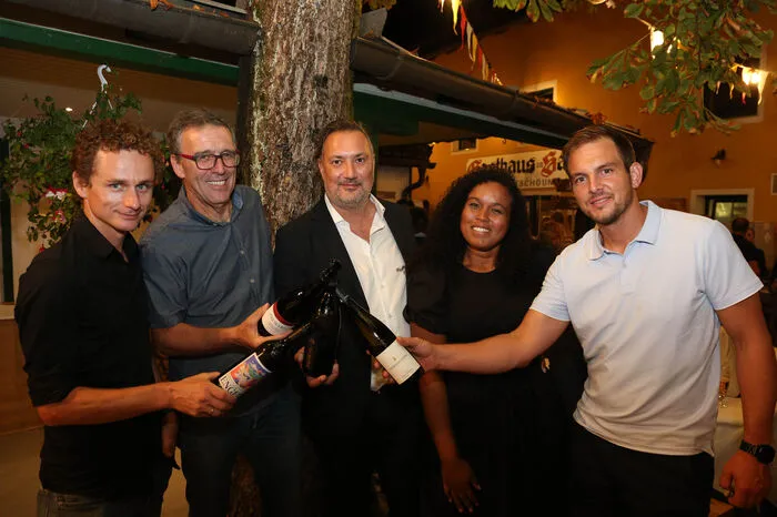 Frisch gezapfte Biere von vier Brauereien rundeten das Getränkeangebot ab!