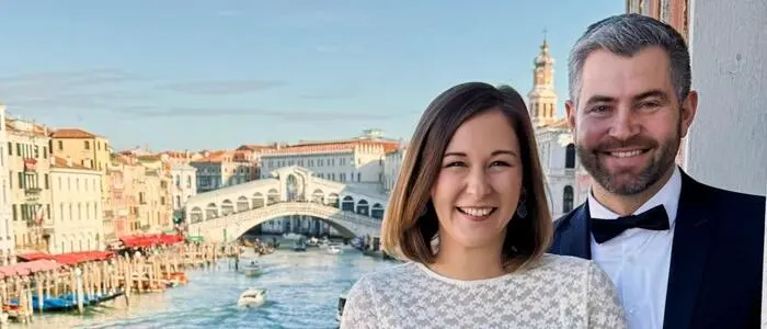 Claudia Plakolm hat in Venedig geheiratet und heißt jetzt Claudia Bauer