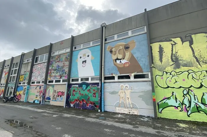 ... das allerdings nur auf Zeit, die Halle wird irgendwann abgerissen werden.