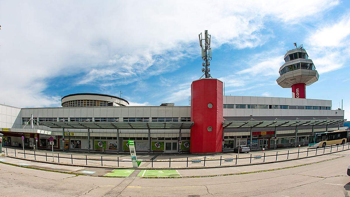 Der Flughafen Klagenfurt schränkt die Betriebszeiten wieder ein