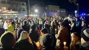 Rund 600 Menschen aus Bad Radkersburg und Umgebung versammelten sich, um für den Orthopädie-Erhalt am LKH Bad Radkersburg zu demonstrieren