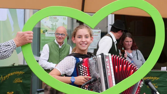 Die "Steirische Roas" beging am Sonntag ihr Finale in Langenwang. Für Unterhaltung sorgten knapp 400 Mitwirkende, einzig Bischof Wilhelm Krautwaschl musste kurzfristig erkrankt absagen. 