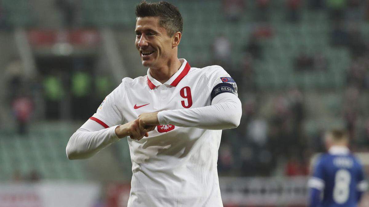 Kann Robert Lewandowski in England für Polen spielen?