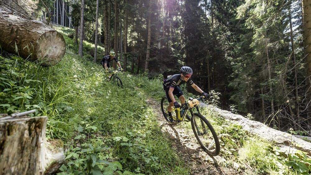 Das spektakuläre Mountainbike-Etappenrennen für Jedermann führt insgesamt über sieben Etappen von Lienz nach Riva del Garda.