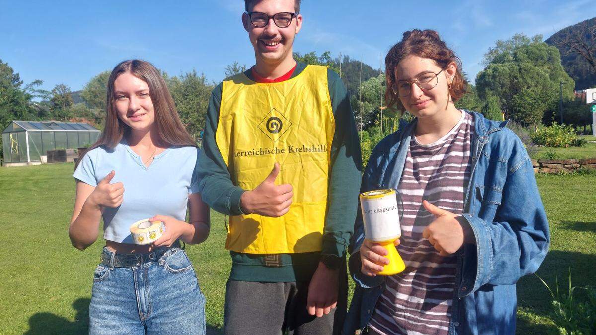 Schülerinnen und Schüler der FS Maria Lankowitz sammeln für die Krebshilfe Spenden