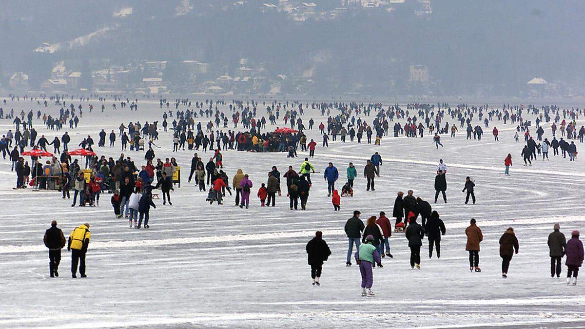 Zehntausende Eisläufer bevölkerten 2006 den Wörthersee