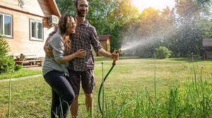 Viel grün, günstigere Preise: Viele zieht es nun in ländliche Regionen