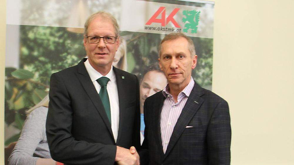 Gerhard Prall, Vereinsobmann des Grünen Kreuz Steiermark, und AK-Präsident Josef Pesserl