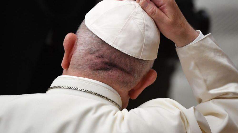 Nimmt Papst Franziskus bald den Hut?