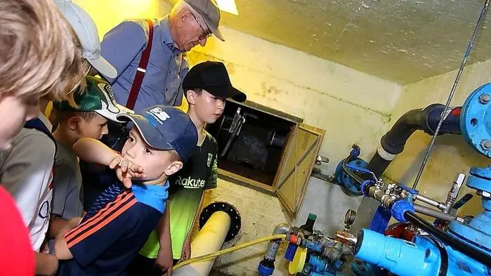 Die Wassergenossenschaft Kainach lud die Volksschule zum Wasserinfotag