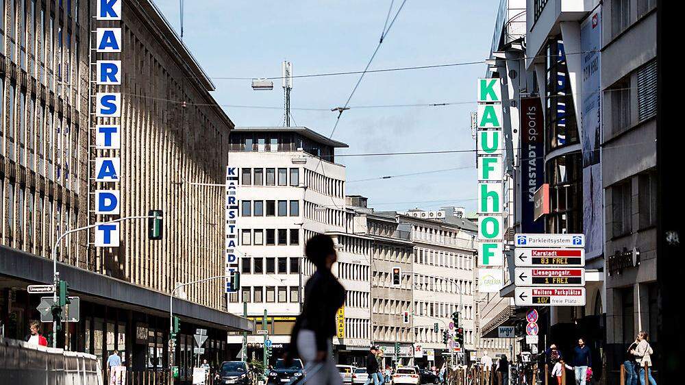 Die Warenhäuser Karstadt und Kaufhof dürfen fusionieren
