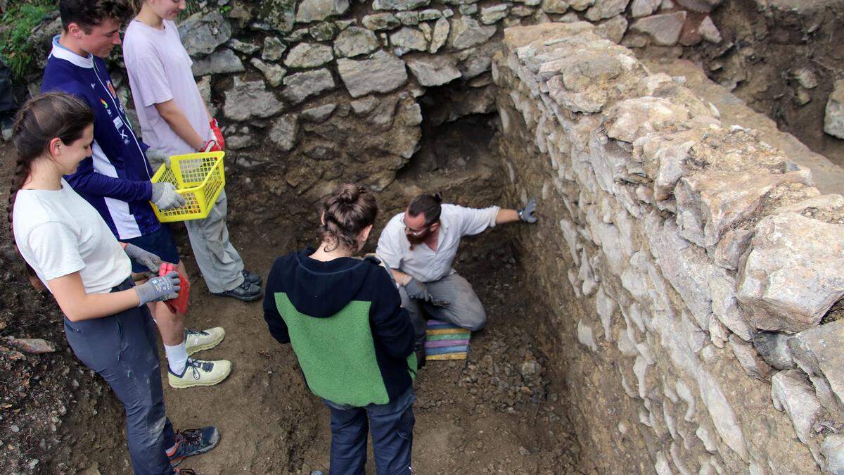 In den Jahren 2020 bis 2022 wurde wieder an der Primaresburg am Franziskanerkogel geforscht