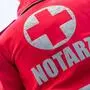 Ein Notarzt im Dienst | Gleich zweimal mussten am Sonntag Rettungssanitäter zu Motorradunfällen ausrücken
