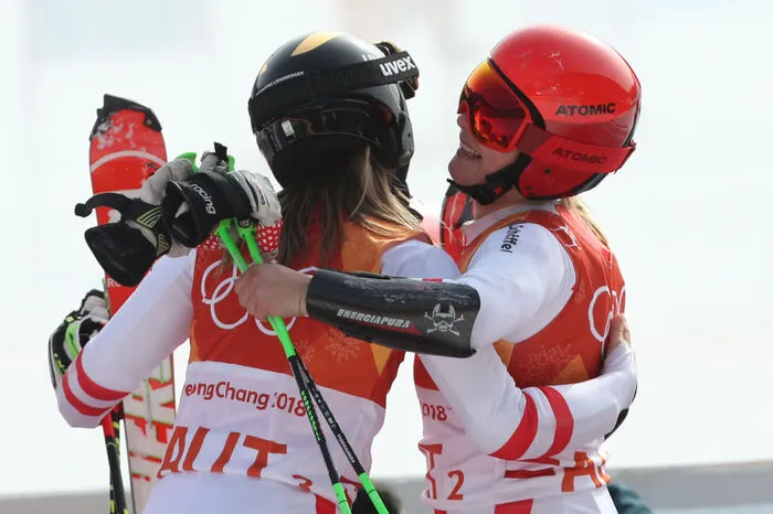 Die Slalom-Katharinas: Obwohl erst 20 Jahre alt und zum ersten Mal bei Spielen dabei, hatten Katharina Liensberger und Katharina Gallhuber starke Auftritte auf den Alpinski-Pisten. Beide Olympia-Debütantinnen behielten im Teambewerb die Nerven und trugen viel zur Silbermedaille bei, der Niederösterreicherin Gallhuber gelang dazu sensationell Slalom-Bronze.