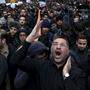 Tausende Iraker beim Trauerzug für den getöteten iranischen General Qassem Soleimani