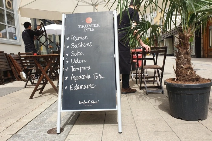 ... wurde das Yamamoto in der Schmiedgasse eröffnet.