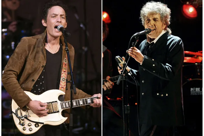 Singer-Songwriter Jakob Dylan und, genau, Papa Bob Dylan.