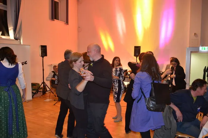 Klicken Sie sich durch die Ballnacht!