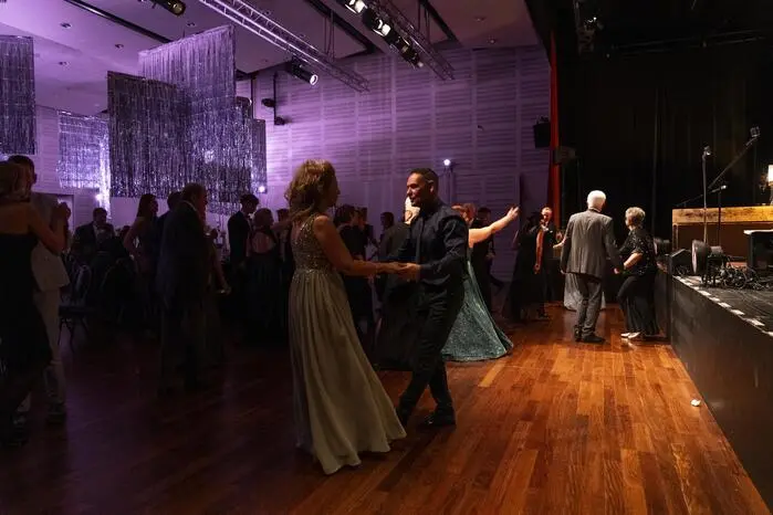 Vom damaligen Präsidenten Dieter Schauperl erfunden, ist der Lionsball mittlerweile einer der traditionsreichsten Bälle in der Region