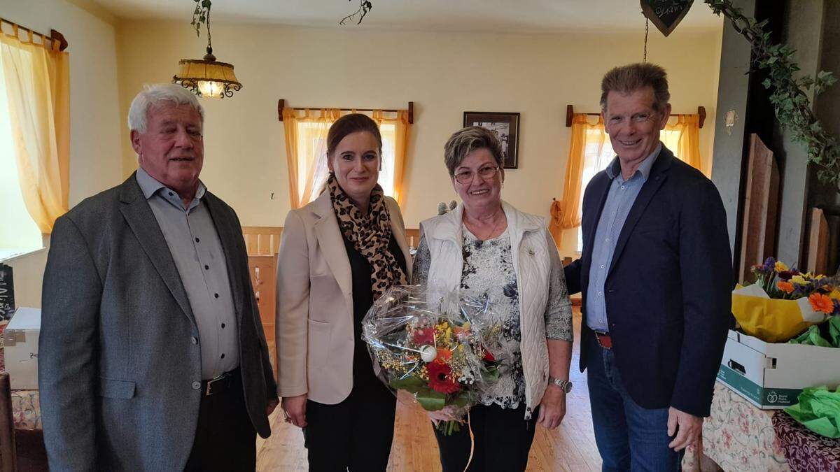 Von links Walter Katholnig, Doris Liposchek, Stefanie Scherwitzl Adam Müller 