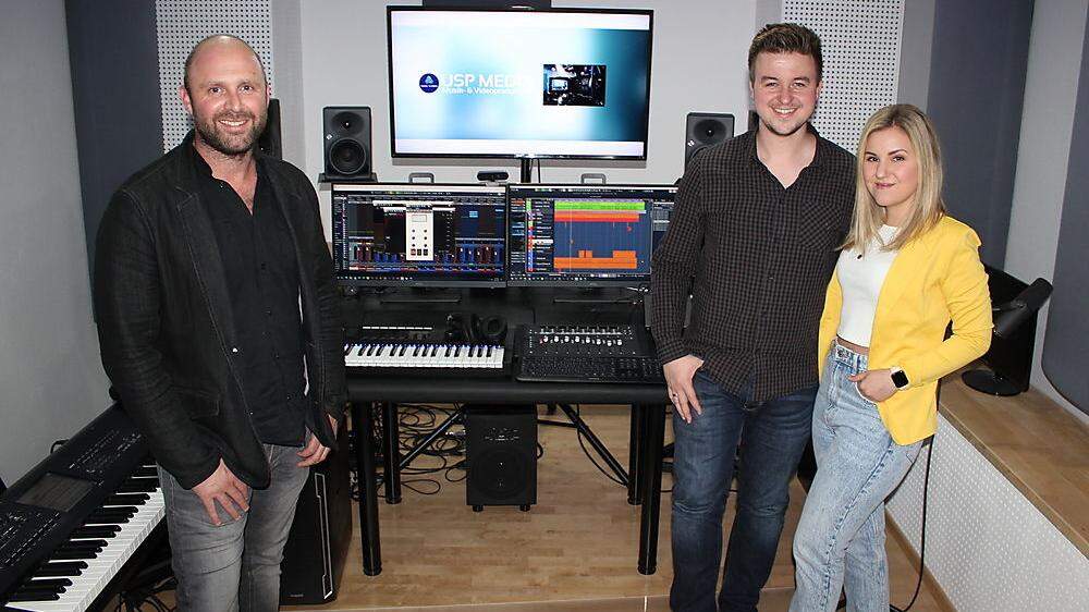 Michael Macher, Dominik Hemmer und Natalie Holzner (von links) im neuen Studio von USP Media in Oisnitz bei St. Josef in der Weststeiermark