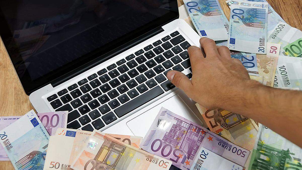 Auch über "Phishing Mails" soll sich der Betrüger mehrere Tausend Euro geholt haben