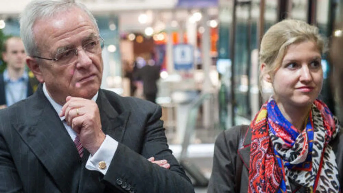 Julia Kuhn-Piech mit dem Vorstandsvorsitzenden Martin Winterkorn