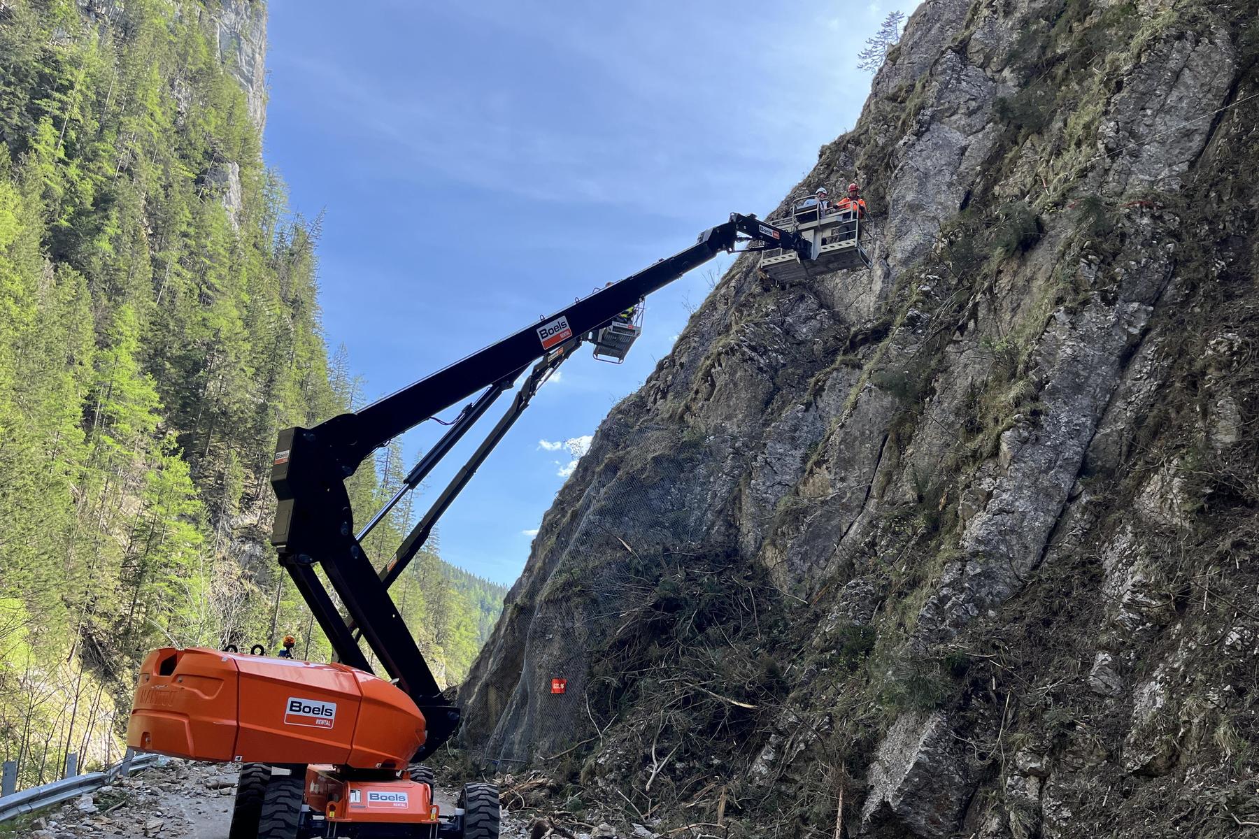 Bruck-Mürzzuschlag: Neuerliche Felsstürze: B 23 bleibt weiterhin komplett gesperrt