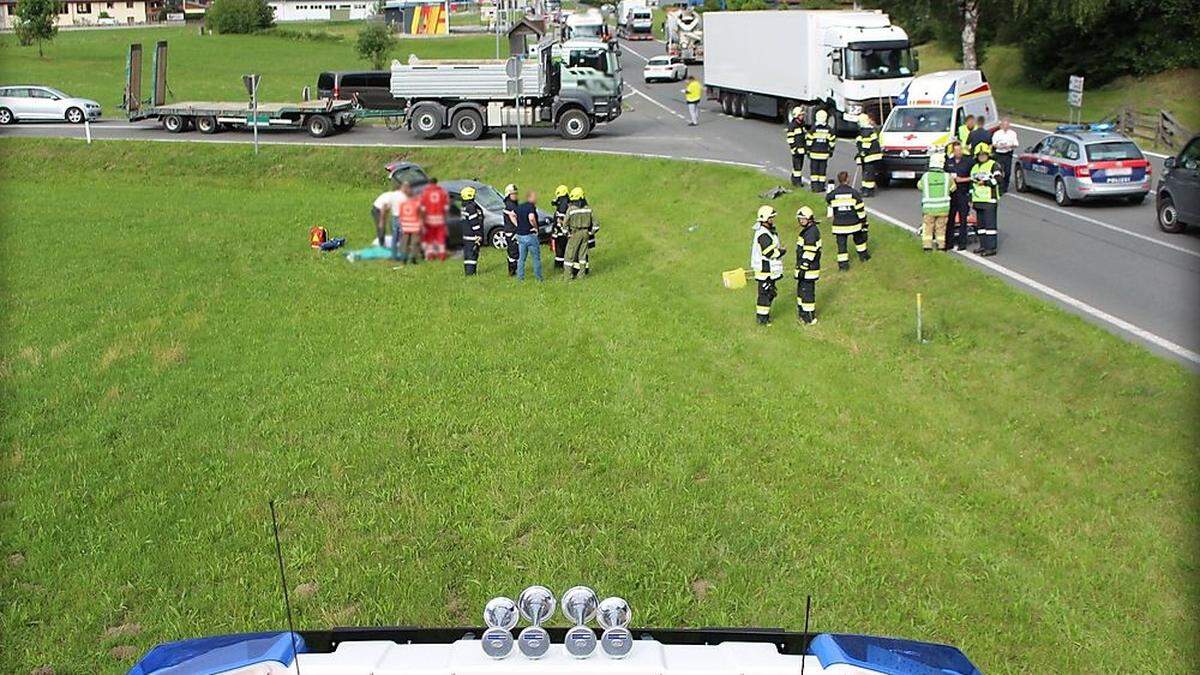 Die Unfallstelle an der B320 bei Höhenfeld