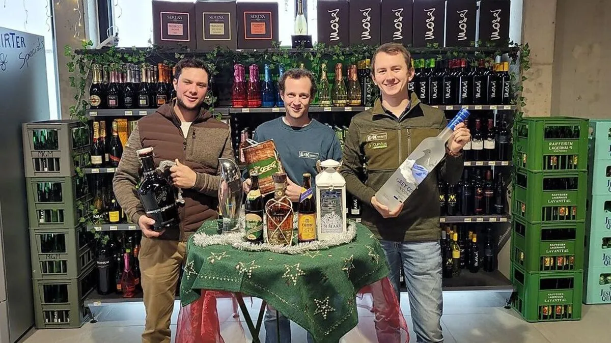 Das Team von "E&K Eventservice": Geschäftsführer Christoph Eder, Geschäftsführer Matthias Koberer und Marktleiter Karl Scheiber