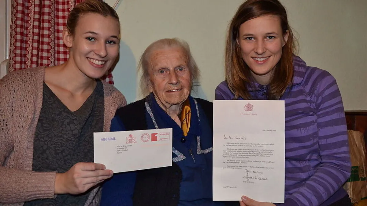 Maria Wagenhofer mit ihren Großnichten Elisa und Martina Meißl