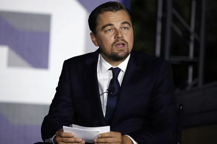 Der Oscarpreisträger und engagierte Umweltschützer sprach zunächst mit Präsident Barack Obama und der Wissenschafterin Katharine Hayhoe über den Klimawandel.