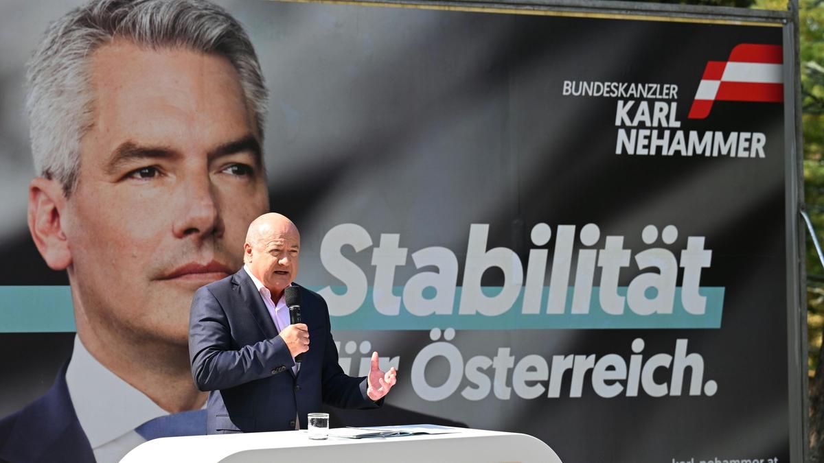 ÖVP-Generalsekretär Christian Stocker bei der Plakatpräsentation in Wien