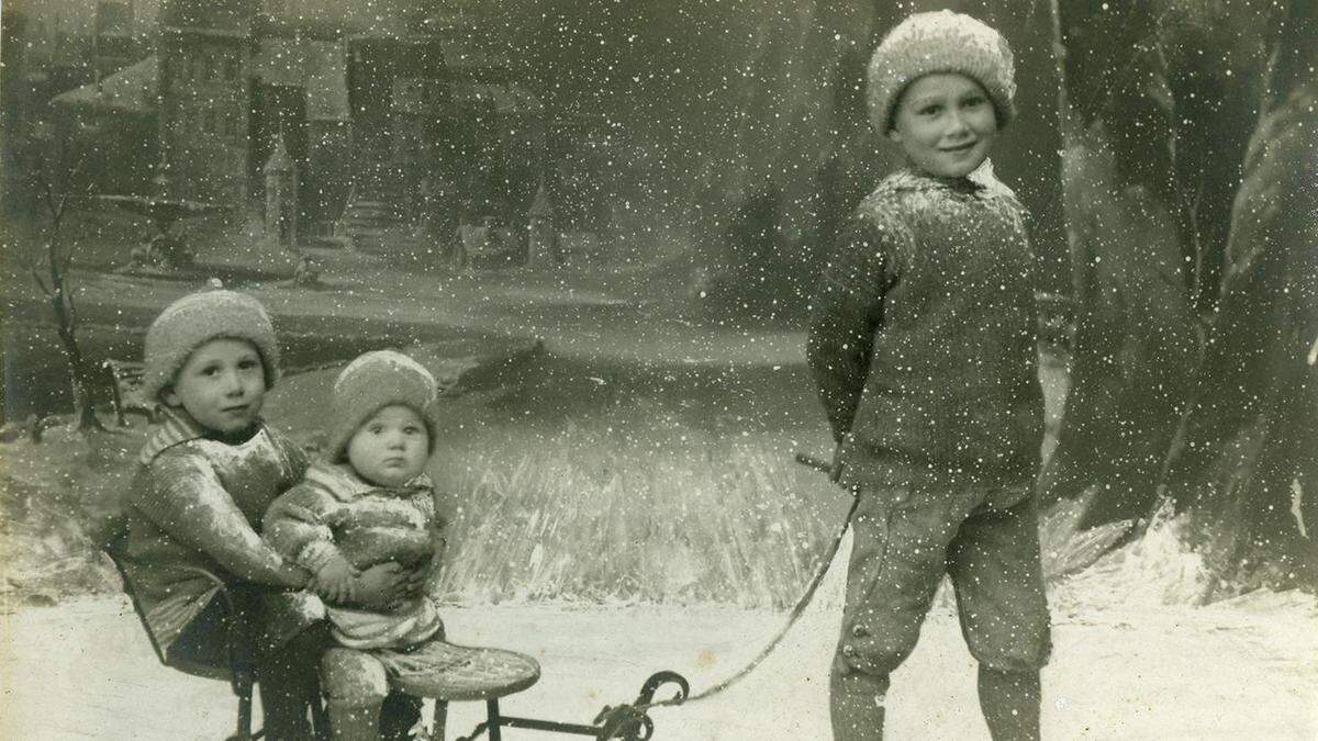 Im Kalender zu bewundern ist auch dieses Foto aus dem Jahr 1925 mit Mitgliedern der Familie Koren