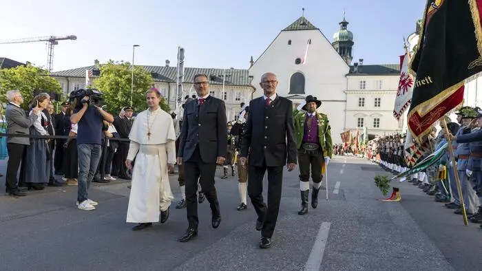 Abt Leopold Baumberger, Südtirols Landeshauptmann Arno Kompatscher und Landeshauptmann Anton Mattle