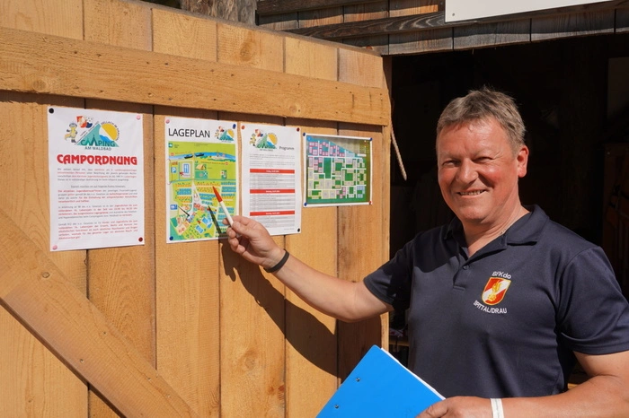 Hauptorganisator Thomas Heregger ist stolz auf seine Helfer aus den Feuerwehren Dellach, Draßnitzdorf und Stein, die maßgeblich für das Funktionieren des Lagerlebens verantwortlich zeichnen.