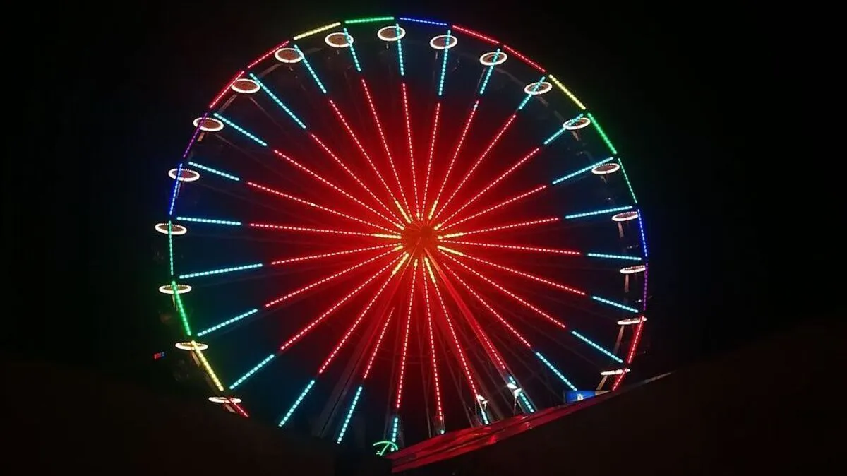 Bunt beleuchtet, 70.000 Euro wurden investiert