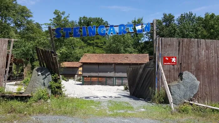 Auf dem Gelände des ehemaligen Steingartens hinter Disco "A2" soll das "Zombieland" der Grazerin Lisa Ehrenreich entstehen.