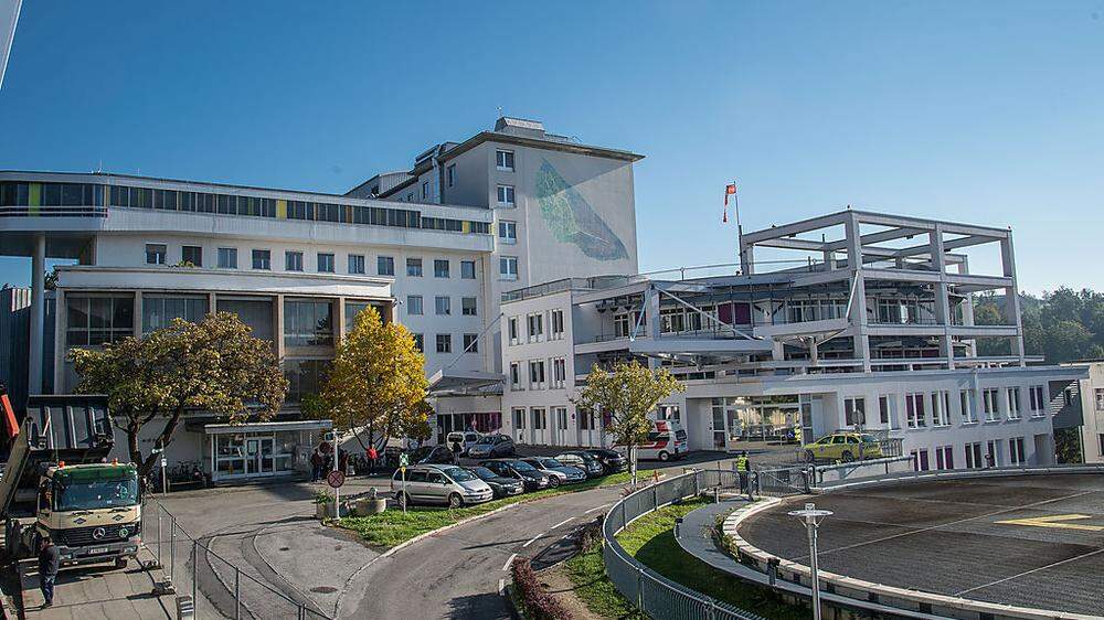 In der Grazer Kinderklinik kämpfte man umd das Leben des 15-Jährigen