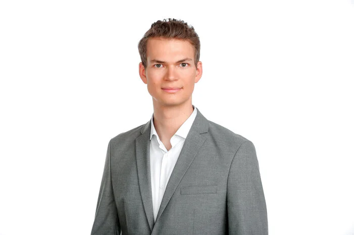 Paul Krisai, Mödlinger mit Graz-Bezug, berichtet ab 1. 10. aus dem Moskauer Büro.