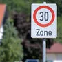 2022 wurde in Österreich durchschnittlich alle 20 Minuten ein Mensch bei einem Verkehrsunfall im Ortsgebiet verletzt