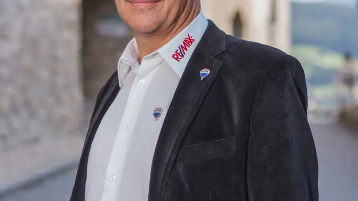 „Bei uns in der Region bekommt man doppelt so viel für sein Geld.“Johann Harkam, RE/MAX White Horse