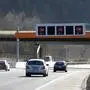 IG-L IGL Geschwindigkeitsbeschränkung auf der Autobahn ( Phyrnautobahn), überkopf anlagen, überkopfanlagen, tempolimit, feinstaub, tempo 100